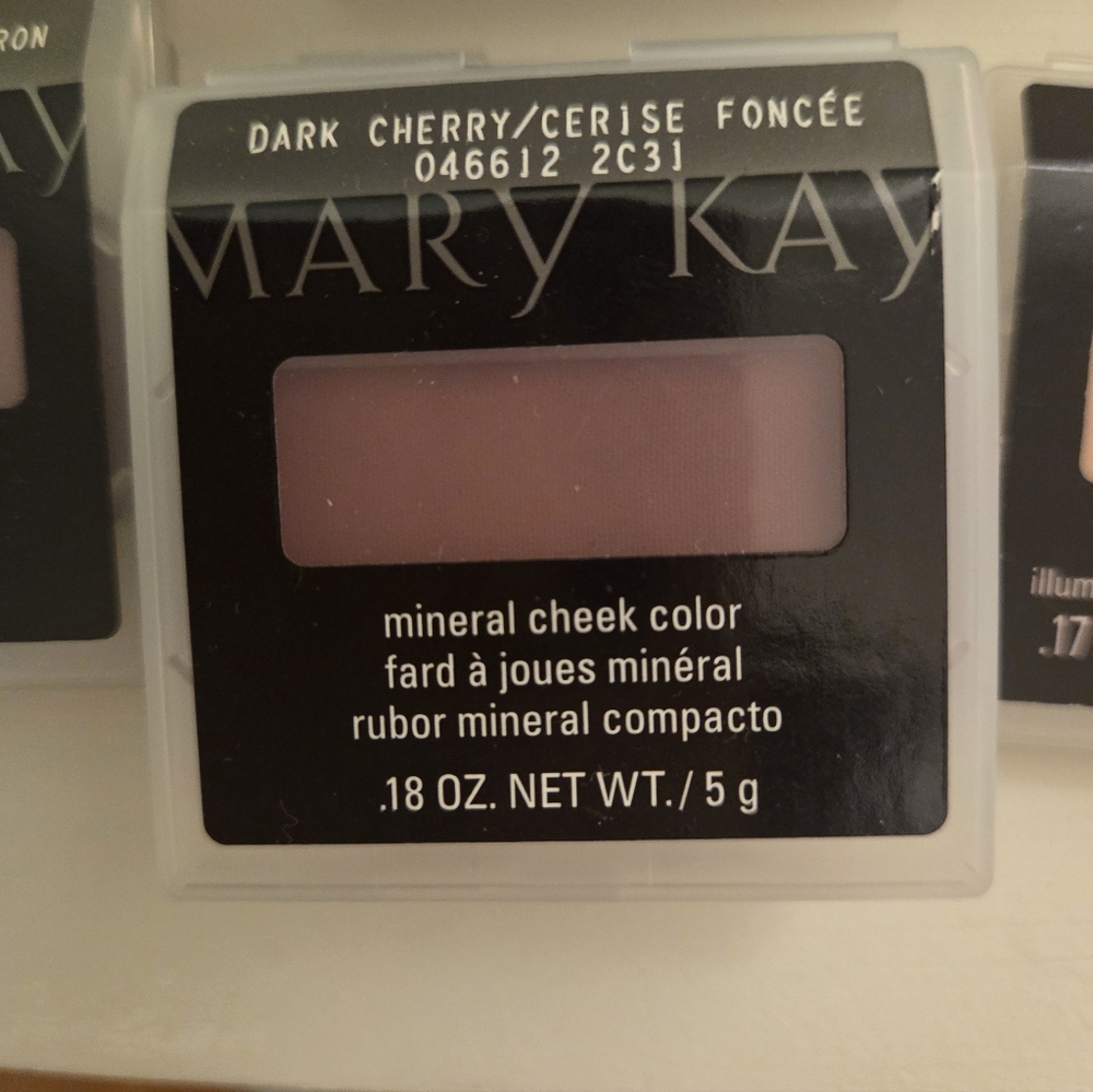 Mary Kay Mineral Cheek Color - Dark Cherry